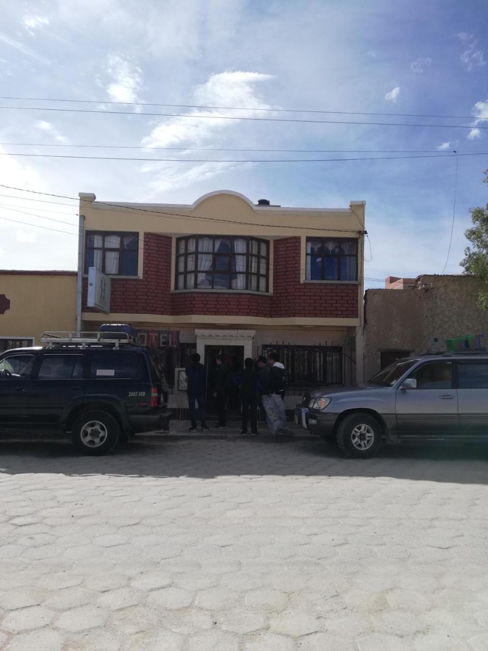 Hotel Aguilar Uyuni Exterior foto